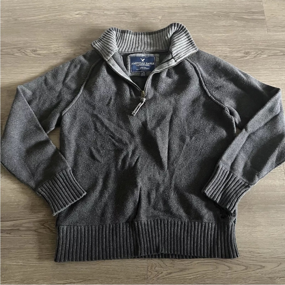 American Eagle grey 1/4 zip sweater size large